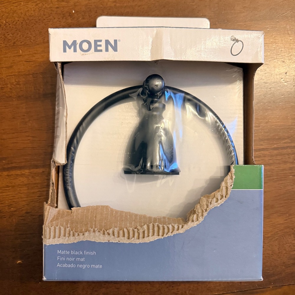 Moen Caldwell Towel Ring Matte Black Y3186BL Bathroom Hardware New Box Damage